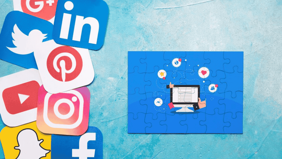 Icons of popular platforms and a puzzle graphic representing Social Media Marketing.